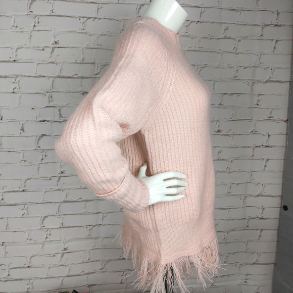 VERO Moda Pink Fridged Sweater - Picture 4 of 7